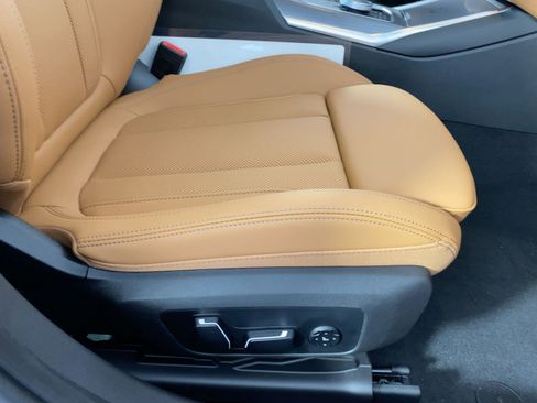 New 2026 BMW 330i Sedan w/ M Sport Package image 32