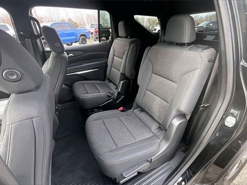 New 2026 Chevrolet Traverse LT w/ Driver Confidence Package image 10