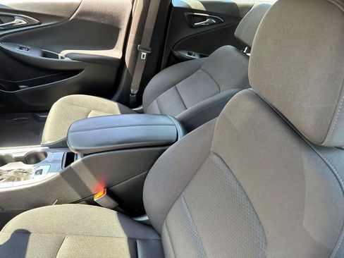 Used 2024 Chevrolet Malibu LT w/ Sport Edition FWD image 12