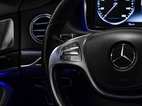 Used 2017 Mercedes-Benz S 550 Sedan image 11