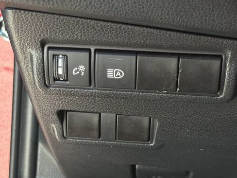 Used 2024 Toyota Corolla Cross LE AWD/4WD image 18