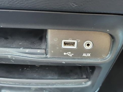 Used 2019 Chrysler Pacifica Touring Plus w/ S Appearance Package image 25