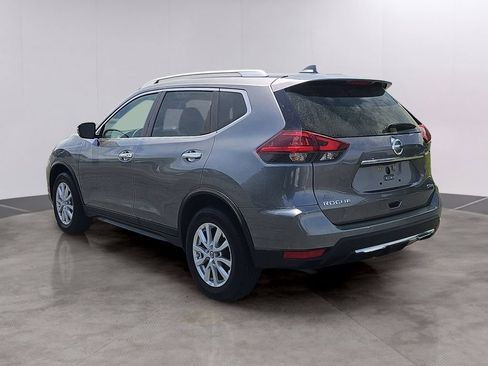 Used 2018 Nissan Rogue SV AWD/4WD image 6