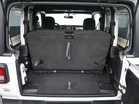 Used 2020 Jeep Wrangler Sport image 6