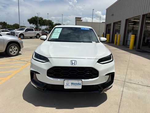 Certified 2026 Honda HR-V EX-L image 3