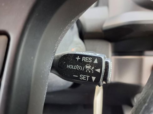 Used 2023 Toyota Tacoma SR image 12