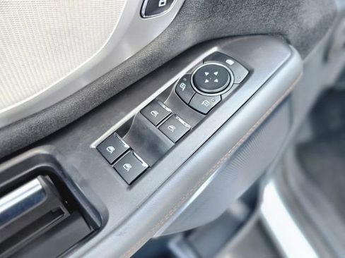 Used 2025 Ford Expedition Active image 16