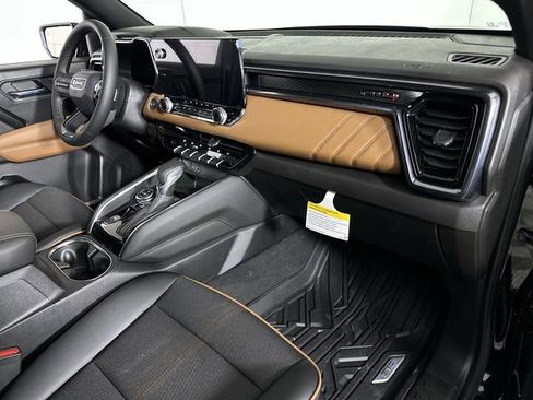 New 2026 GMC Canyon AT4 w/ Nightfall Edition AWD/4WD image 31