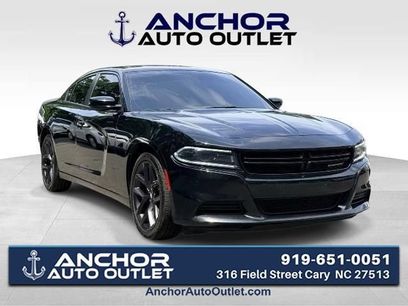 Used 2022 Dodge Charger SXT w/ Blacktop Package