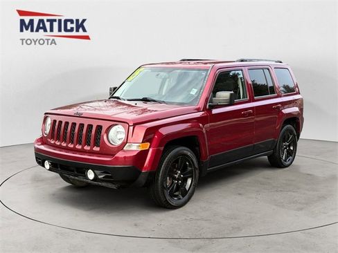 Used 2015 Jeep Patriot Sport w/ Power Value Group image 3