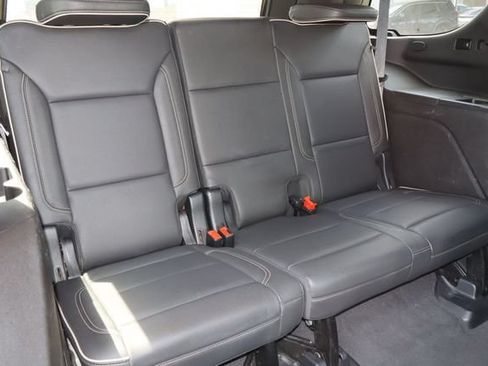 Used 2021 GMC Yukon SLT w/ Rear Media and Nav Package RWD image 20