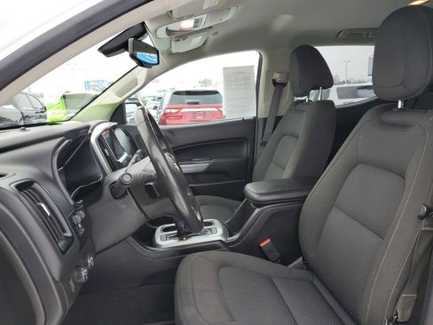 Used 2021 Chevrolet Colorado LT w/ LT Convenience Package image 7