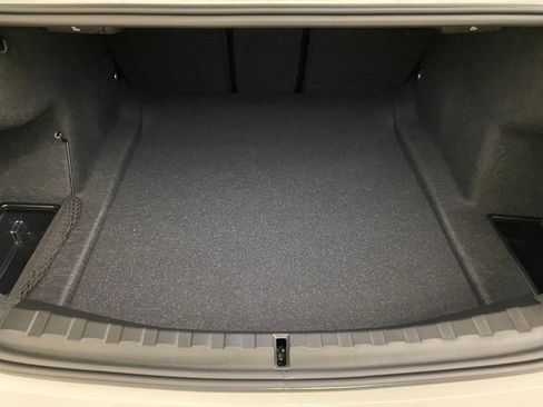 New 2025 BMW 330i xDrive Sedan w/ Convenience Package image 31