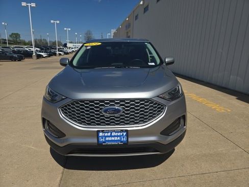 Used 2024 Ford Edge SEL AWD/4WD image 3