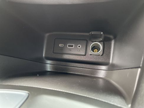 Used 2021 Chevrolet Equinox LT FWD image 29