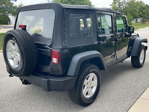 Used 2017 Jeep Wrangler Unlimited Sport AWD/4WD image 7