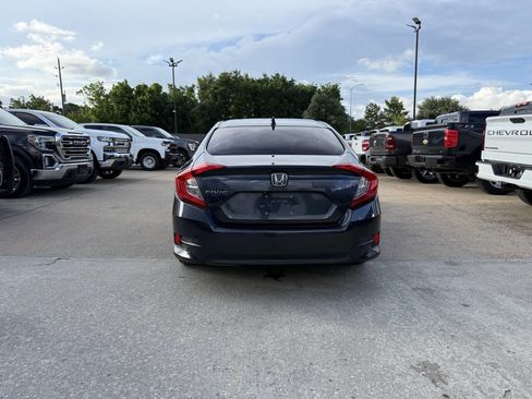 Used 2018 Honda Civic EX image 36