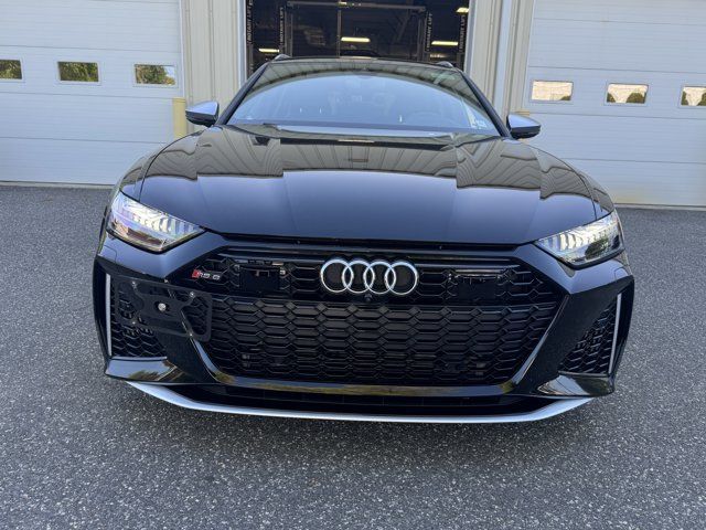 Certified 2022 Audi RS 6 AWD/4WD image 2