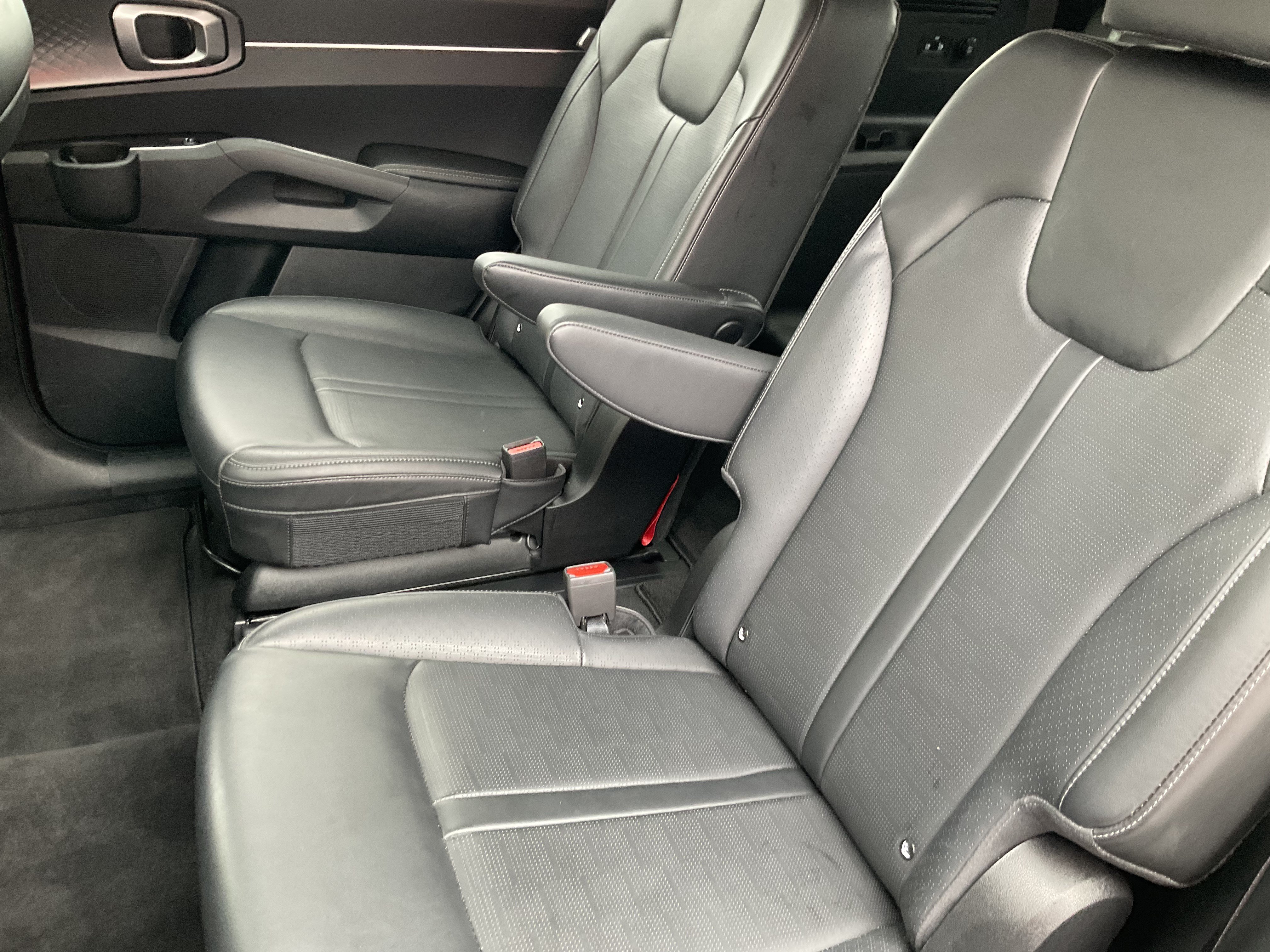 Used 2025 Kia Sorento EX AWD/4WD image 33