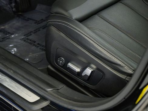 Certified 2023 BMW 330i Sedan w/ Premium Package RWD image 23