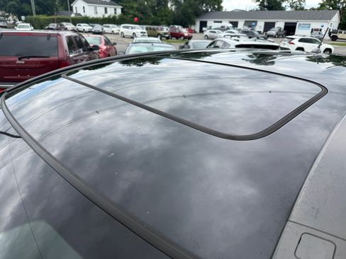 Used 2011 Honda CR-V EX image 7