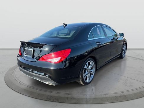 Used 2018 Mercedes-Benz CLA 250 4MATIC image 5