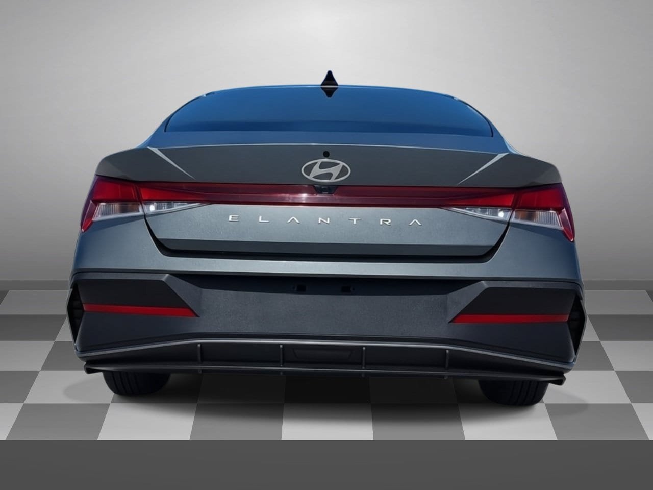 Used 2024 Hyundai Elantra SEL FWD image 5