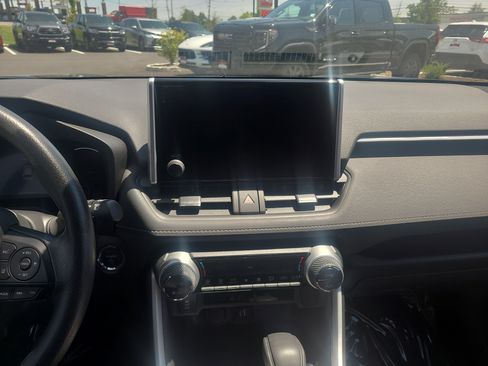Certified 2025 Toyota RAV4 XLE AWD/4WD image 19
