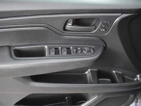 Used 2025 Honda Odyssey Sport-L image 27