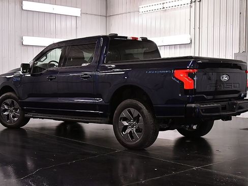 Used 2025 Ford F150 Lightning Flash image 5