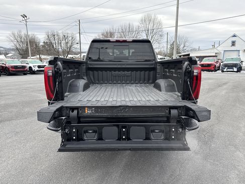 New 2026 GMC Sierra 2500 SLT w/ SLT Premium Package image 5