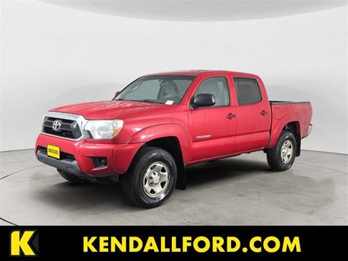 Used 2014 Toyota Tacoma PreRunner image 1