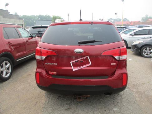 Used 2014 Kia Sorento LX FWD image 6