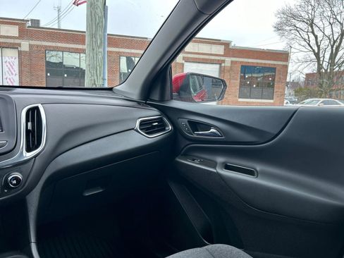 Used 2024 Chevrolet Equinox LT image 25