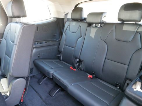 Used 2020 Kia Telluride EX image 37