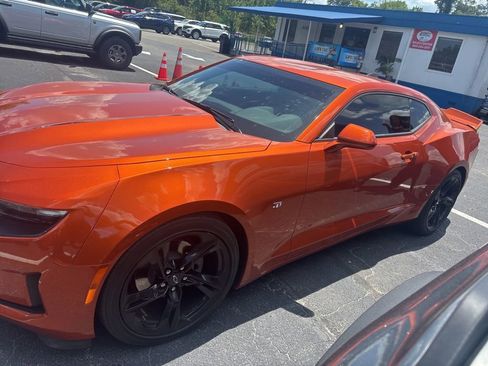 Used 2023 Chevrolet Camaro LT w/ Technology Package RWD image 2