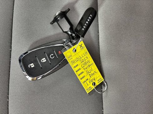 Used 2025 Chevrolet TrailBlazer LT FWD image 24