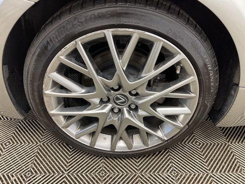 Used 2019 Lexus RC 300 AWD image 34