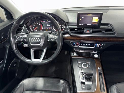Used 2019 Audi Q5 2.0T Premium AWD/4WD image 15
