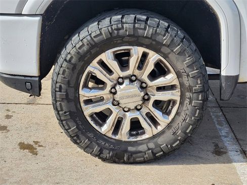 Used 2020 GMC Sierra 2500 Denali w/ Denali Ultimate Package image 10