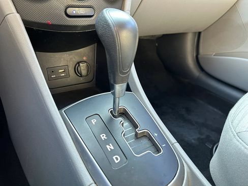 Used 2017 Hyundai Accent SE FWD image 23