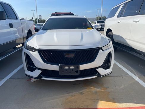 Used 2021 Cadillac CT5 V w/ Premium Package AWD/4WD image 2