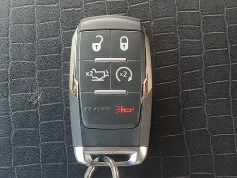 Used 2020 RAM 2500 Limited image 34