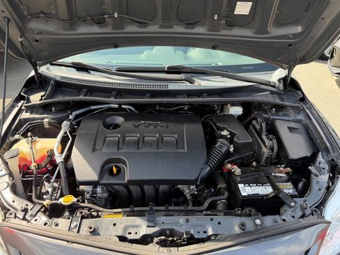 Used 2012 Toyota Corolla L FWD image 20