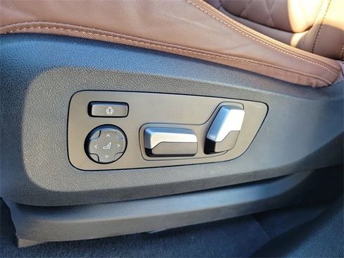 Used 2024 BMW X5 xDrive40i w/ Parking Assistance Package image 13