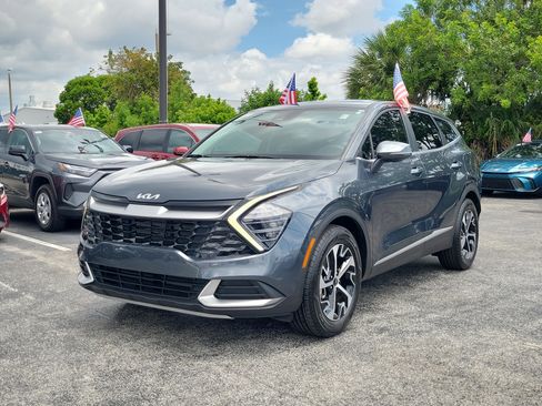 Used 2024 Kia Sportage EX FWD image 6