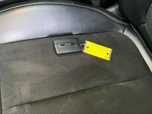 Used 2023 Jeep Grand Cherokee L Laredo image 14