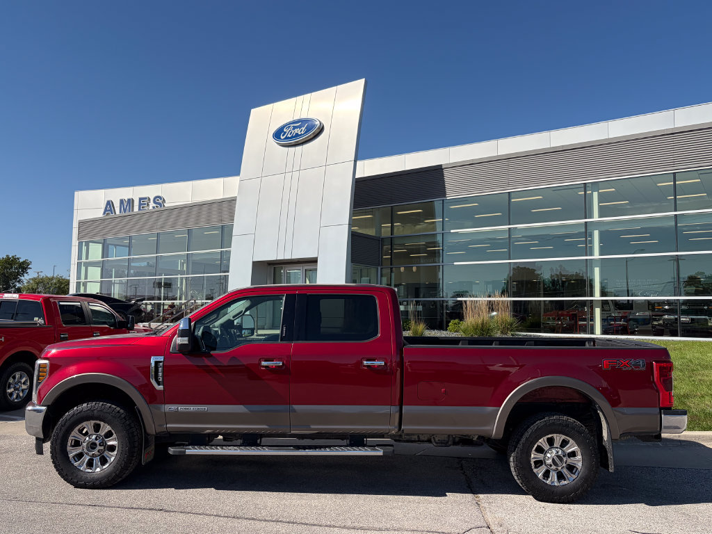 Certified 2018 Ford F350 Lariat w/ Chrome Package AWD/4WD image 3