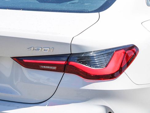 New 2025 BMW 430i Coupe w/ Convenience Package image 7