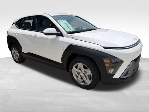 New 2026 Hyundai Kona SE FWD image 9